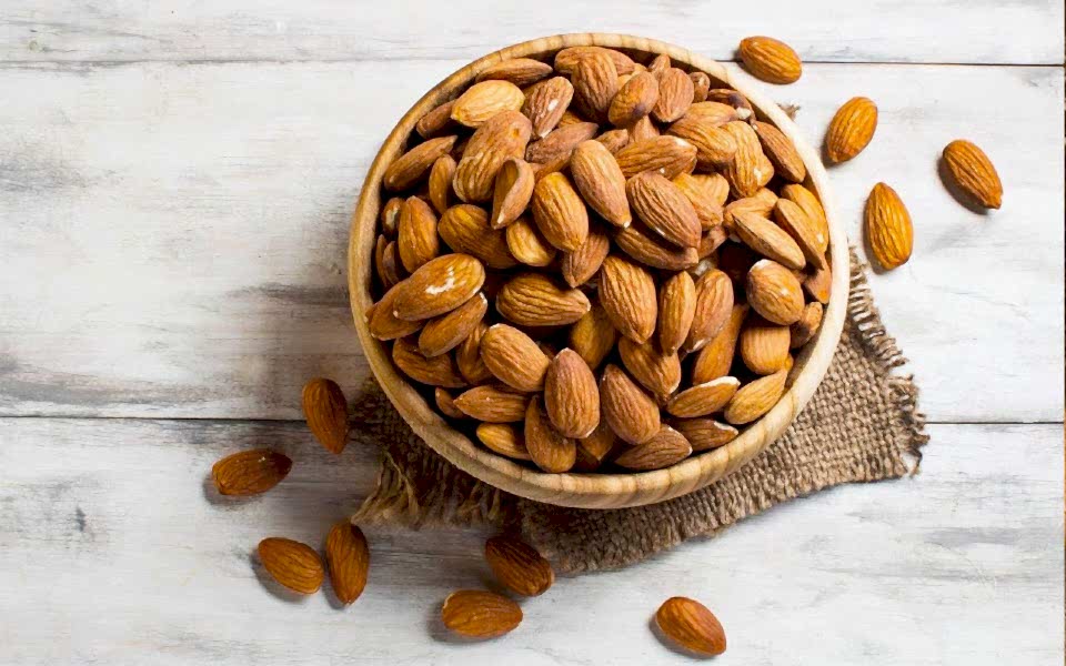 SAĞLIK DEPOSU: BADEM